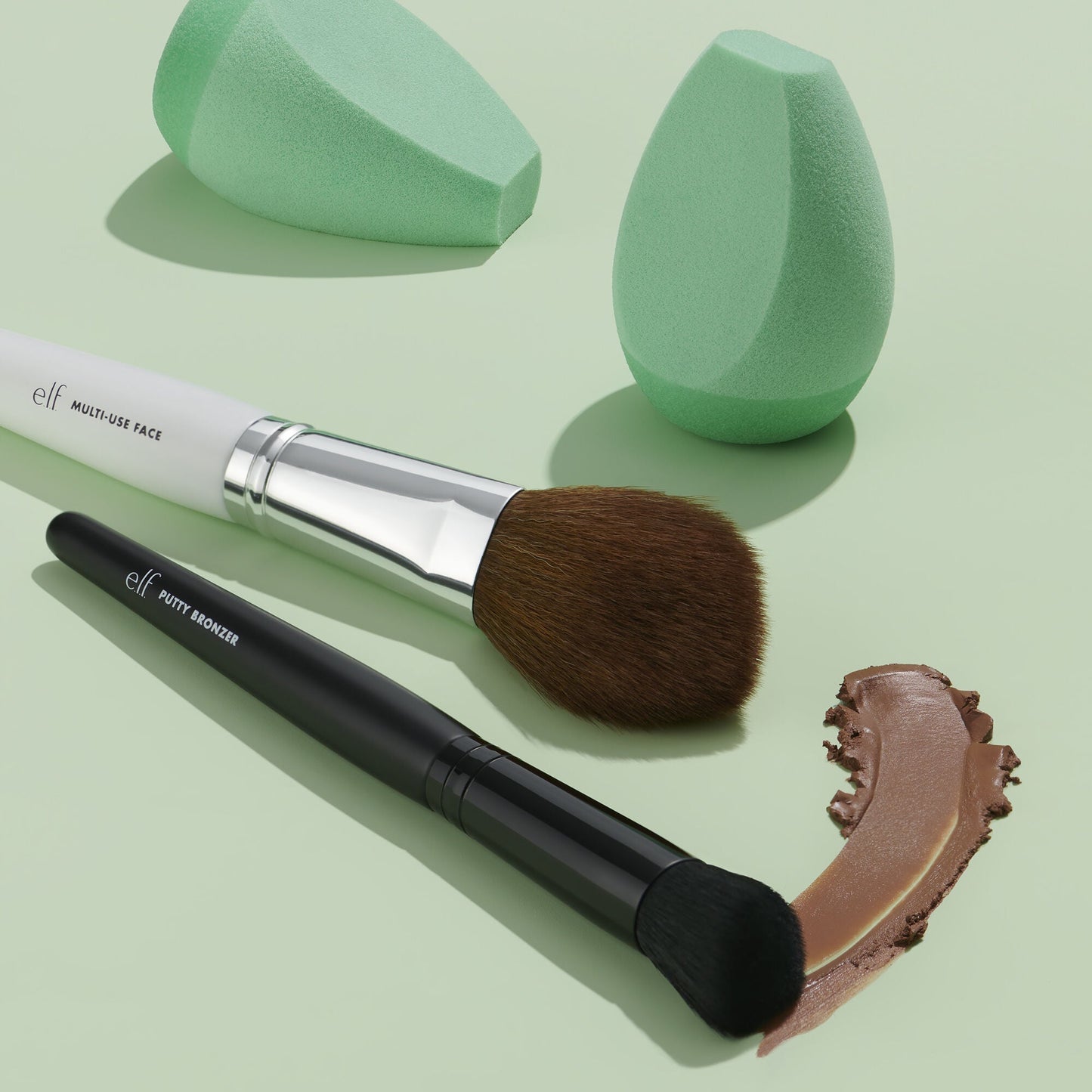 multi-use-face-brush-q9 082521_Brushes_V2_IGF.jpg