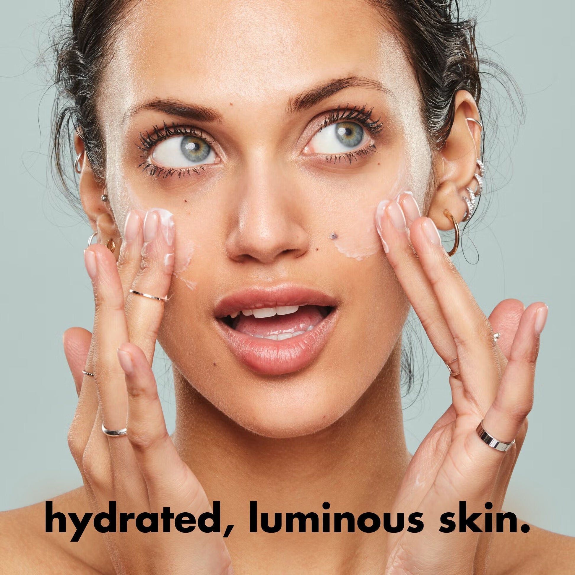 holy-hydration-face-cream-fragrance-free-d5 0226_EDU_HHFaceCreamFragranceFree_Benefit.jpg