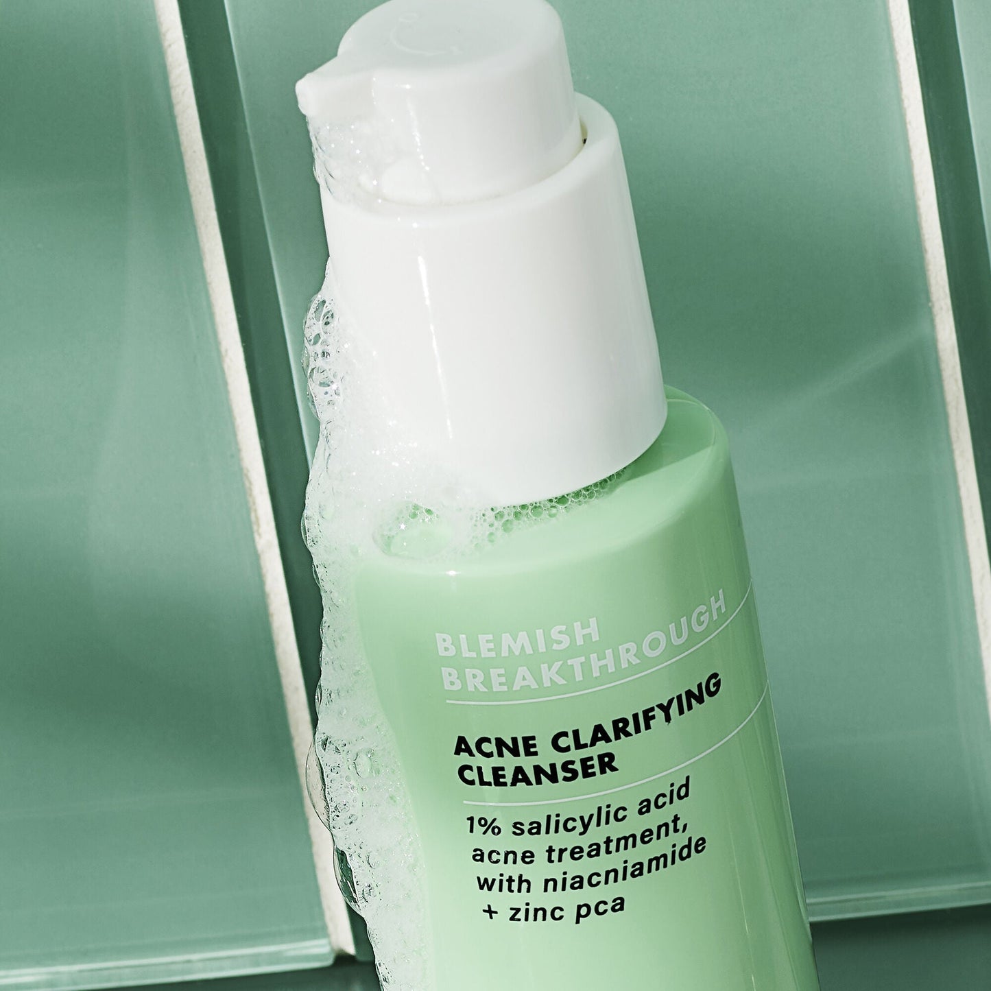blemish-breakthrough-acne-calming-water-cream-mini-x2 02_021622_SL_BT_Cleanser_Back_Lighter_0129_FStack_FINAL_IGF_V2.jpg