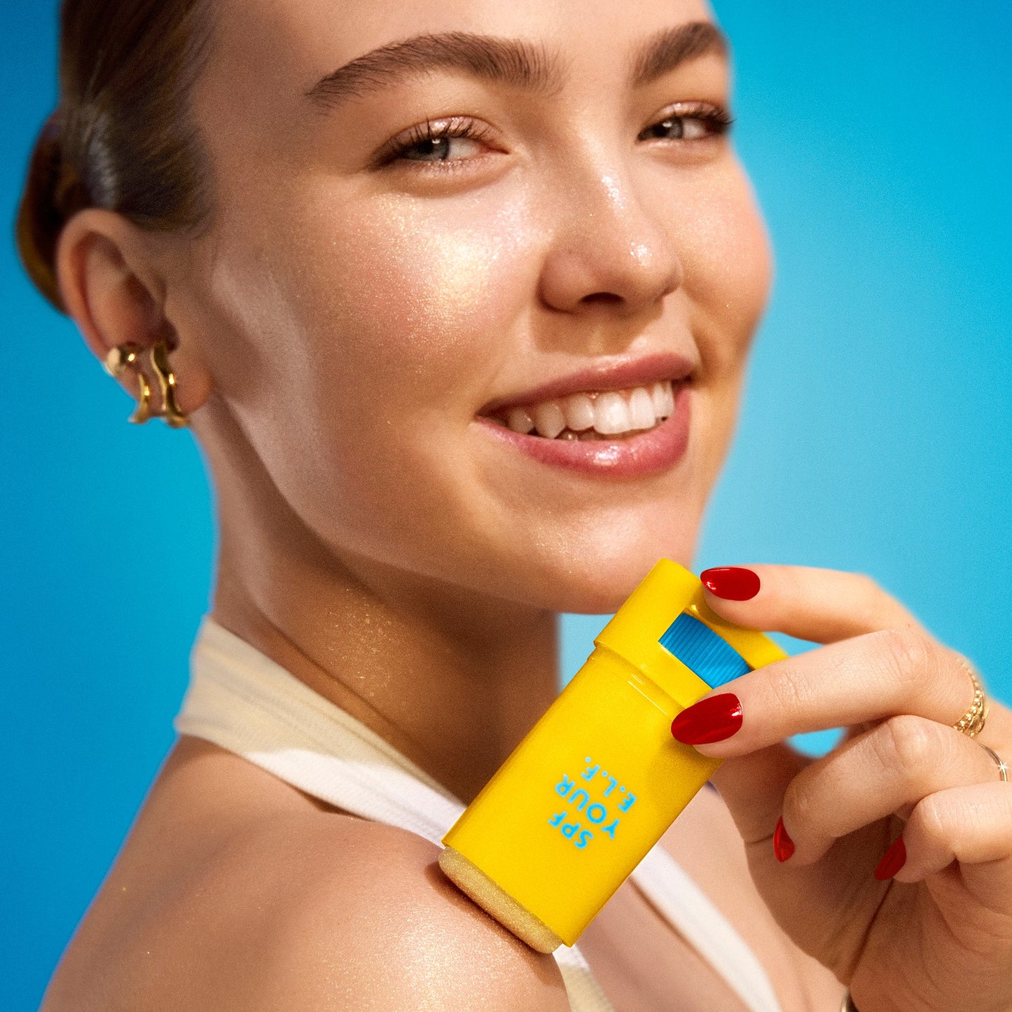 suntouchable-invisi-stick-spf-50-glitz-n1 030526_SKIN_Haley_Invisistick-Glitz_0987_w3QC_IGF.jpg