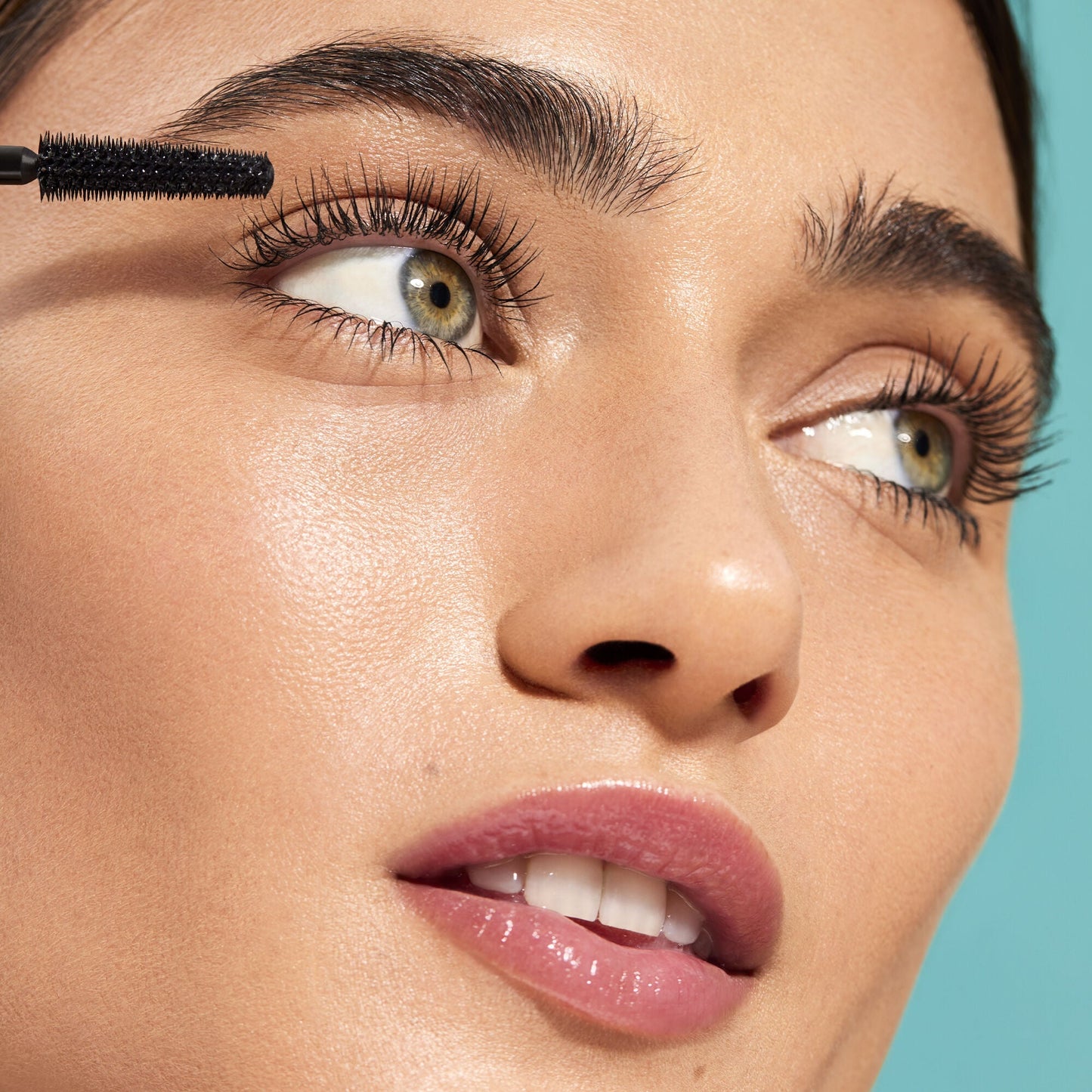 lash-xtndr-mascara-h5 060623_Lexi_LashXtndr_Look1_093_v4_RGB_IGF.jpg