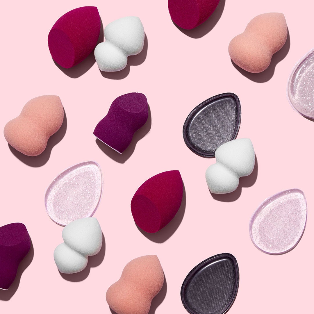 blending-and-highlighting-sponge-duo-i3 0619_SocialIGF_Sponges1_b1fd4502-7674-4b0c-86df-28fe31a55570.jpg