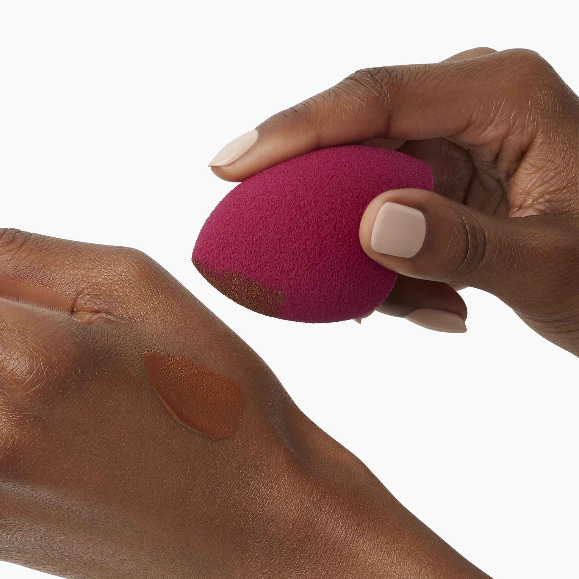 total-face-sponge-duo-j4 84061_TotalFaceSponge_047_V2.jpg