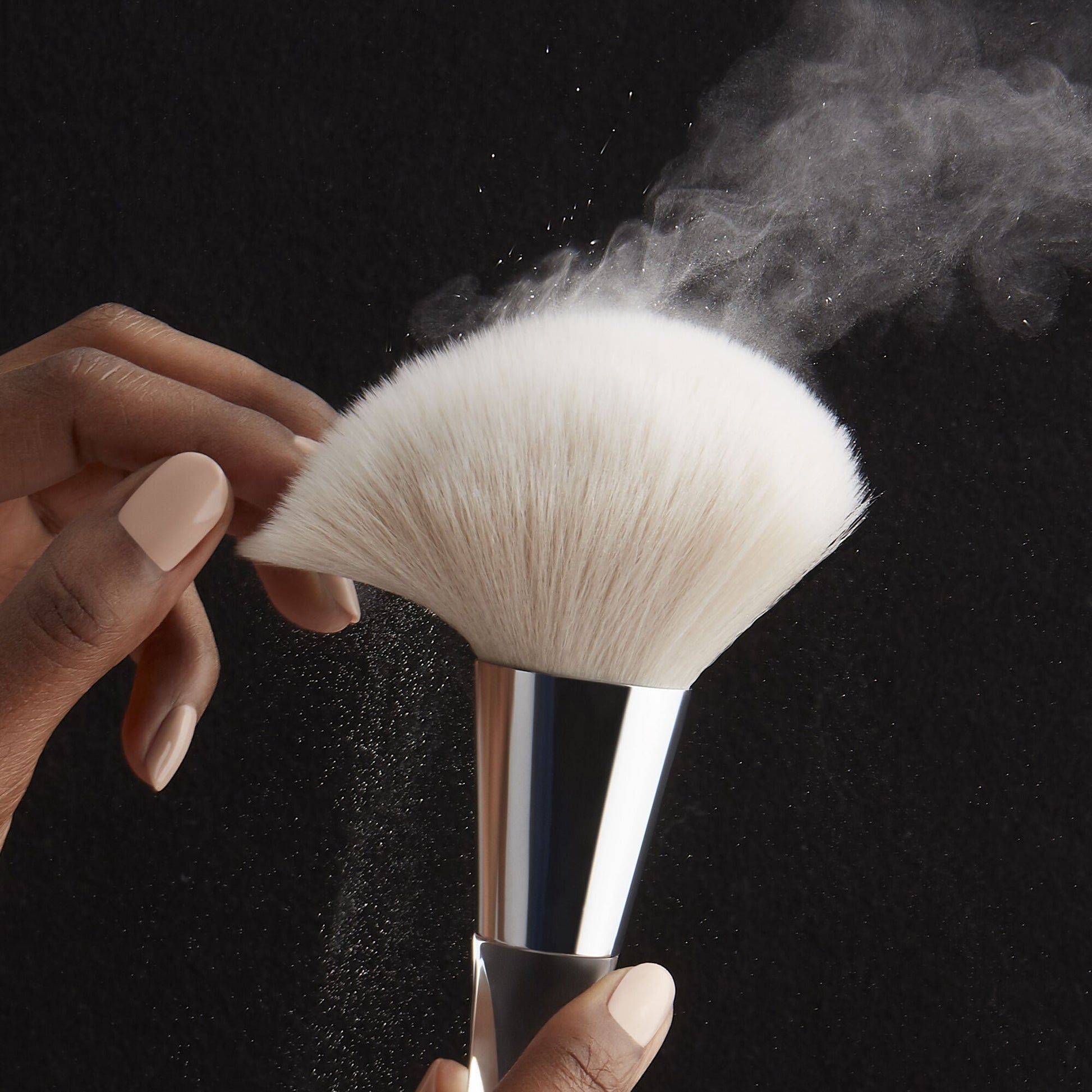 precision-powder-brush-q1 85307_PrecisionPowderBrush_V2_133.jpg