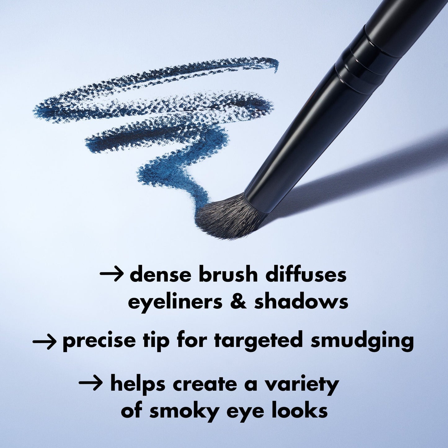 smudge-n-smoke-eyeliner-brush-m1 S25_EDUCATION_SMUDGE_N_SMOKE_EYELINER_BRUSH_PRODUCTINFO.jpg